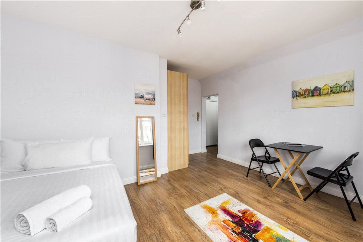 Flat for sale in Frognal, London, NW3 HAM170144 Knight Frank