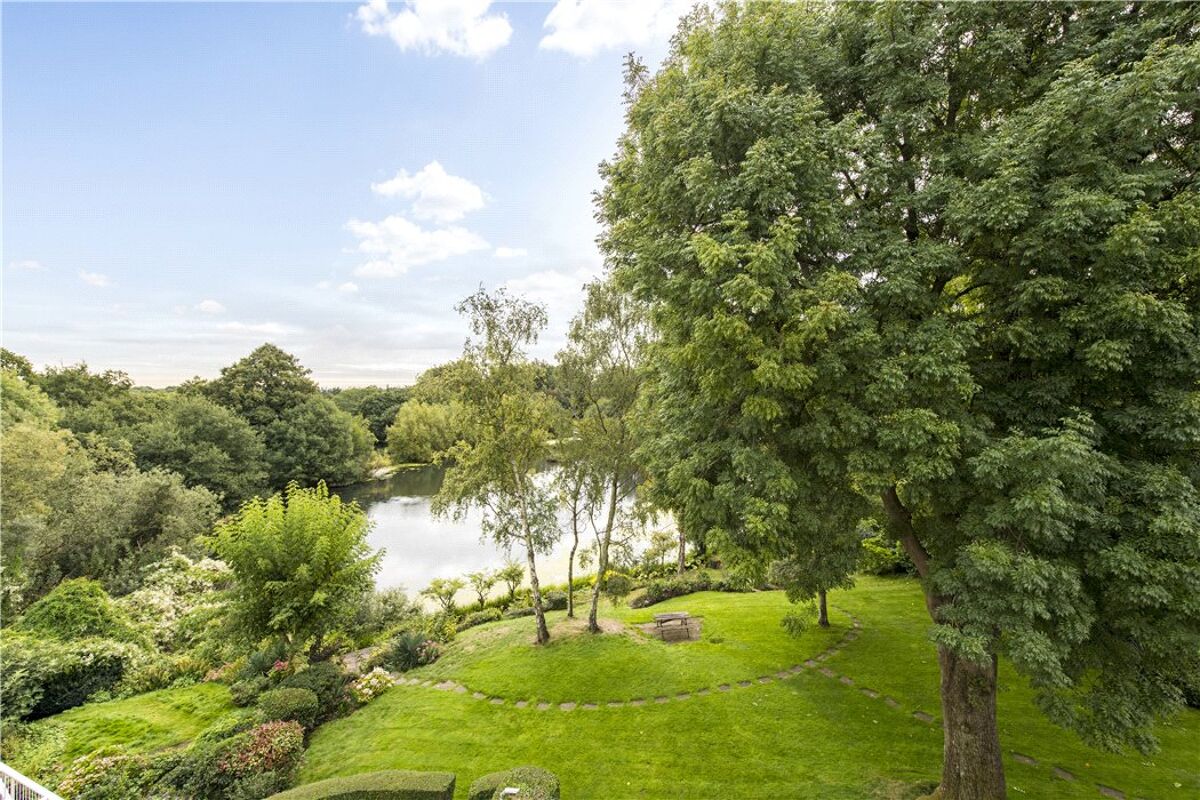 house for sale in Heath Villas, Vale of Health, London, NW3 HAM180173