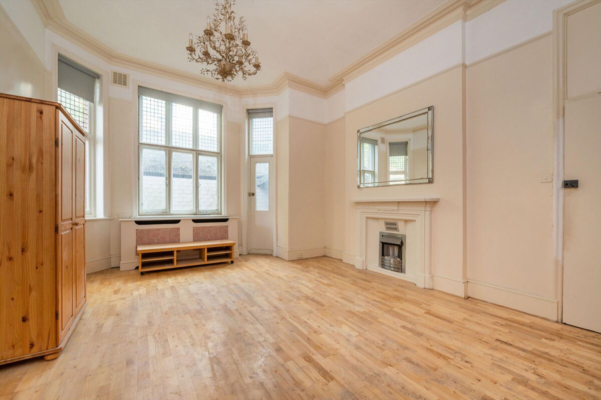 house for sale in Redington Road, London, NW3 HAM190226 Knight Frank