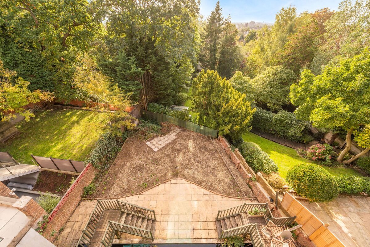 house for sale in Redington Road, London, NW3 HAM190226 Knight Frank