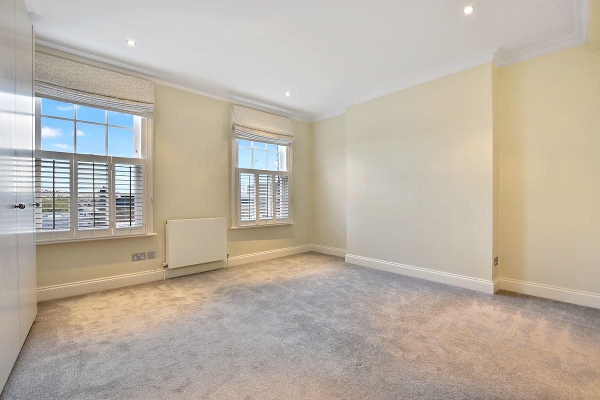 house to rent in Flask Walk, Hampstead NW3 HAQ012001486 Knight Frank