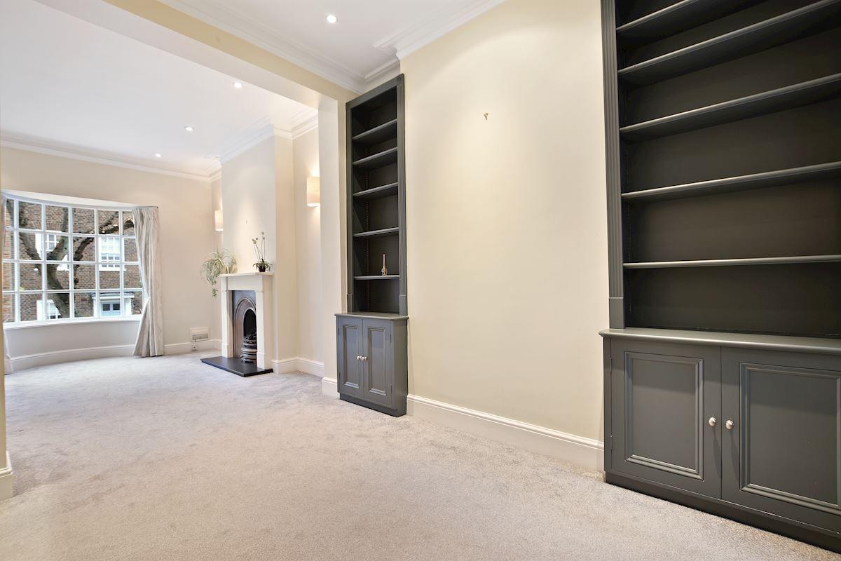 house to rent in Flask Walk, Hampstead NW3 - HAQ012001486 | Knight Frank