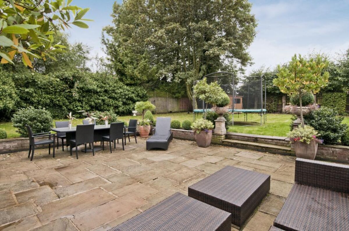 house to rent in Woodstock Road, Golders Green, NW11 HAQ012029390