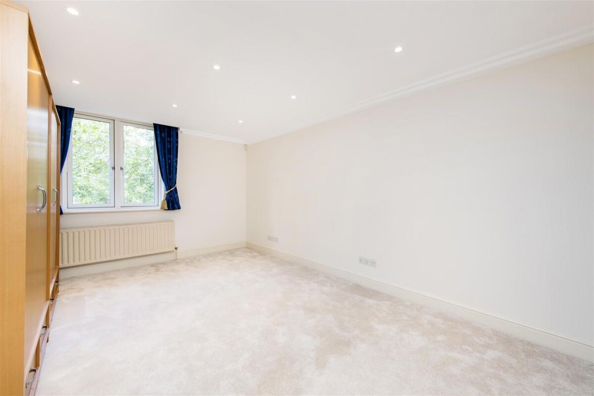 flat to rent in Westfield, 15 Kidderpore Avenue, Hampstead, London, NW3