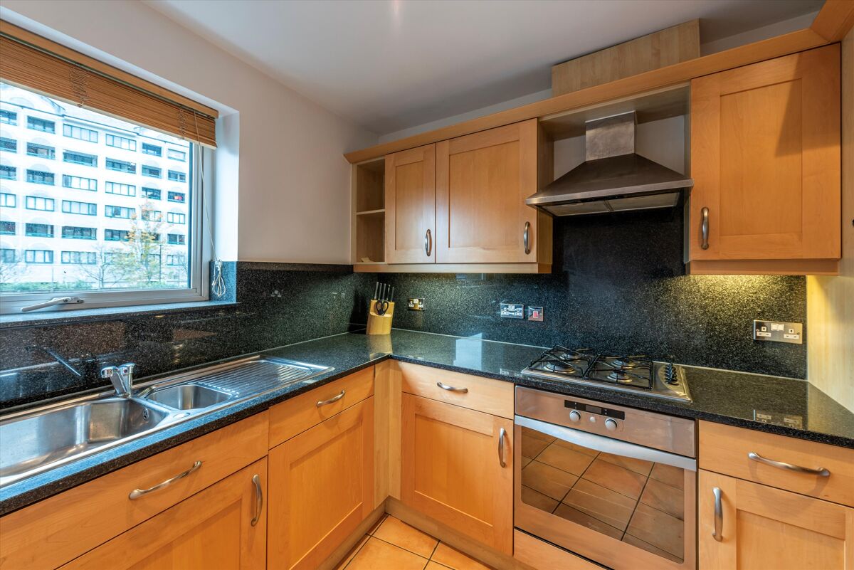 flat to rent in Palgrave Gardens, London, NW1 HAQ012088386 Knight Frank