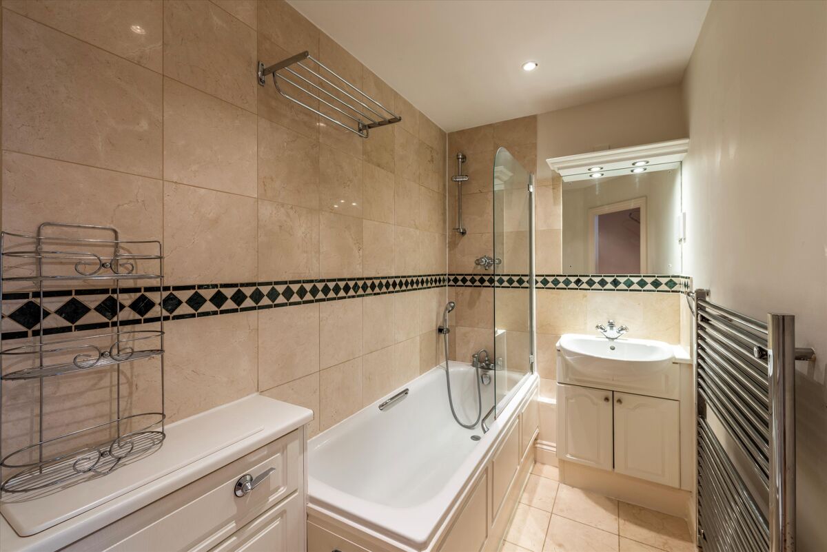 flat to rent in Palgrave Gardens, London, NW1 HAQ012088386 Knight Frank