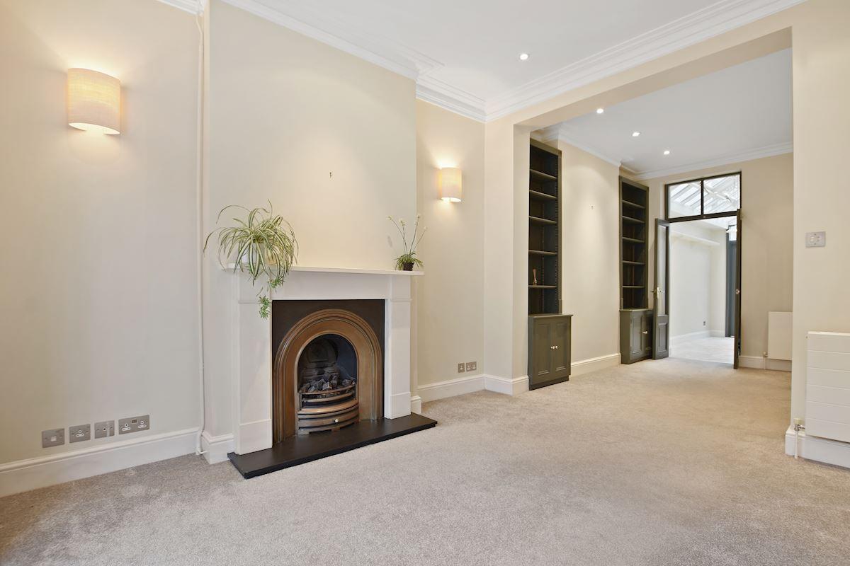 house to rent in Flask Walk, Hampstead NW3 HAQ012141570 Knight Frank
