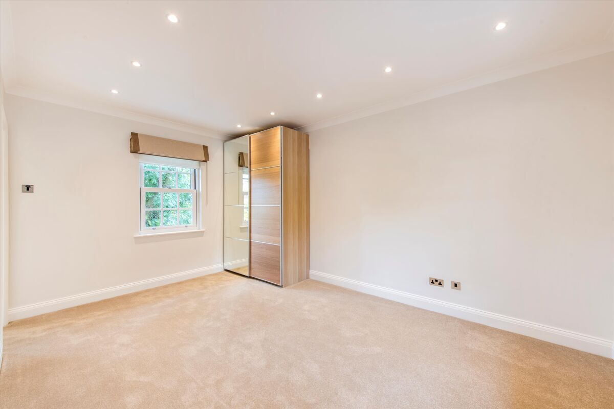 flat to rent in Upper Hampstead Walk, London, NW3 HAQ012210410