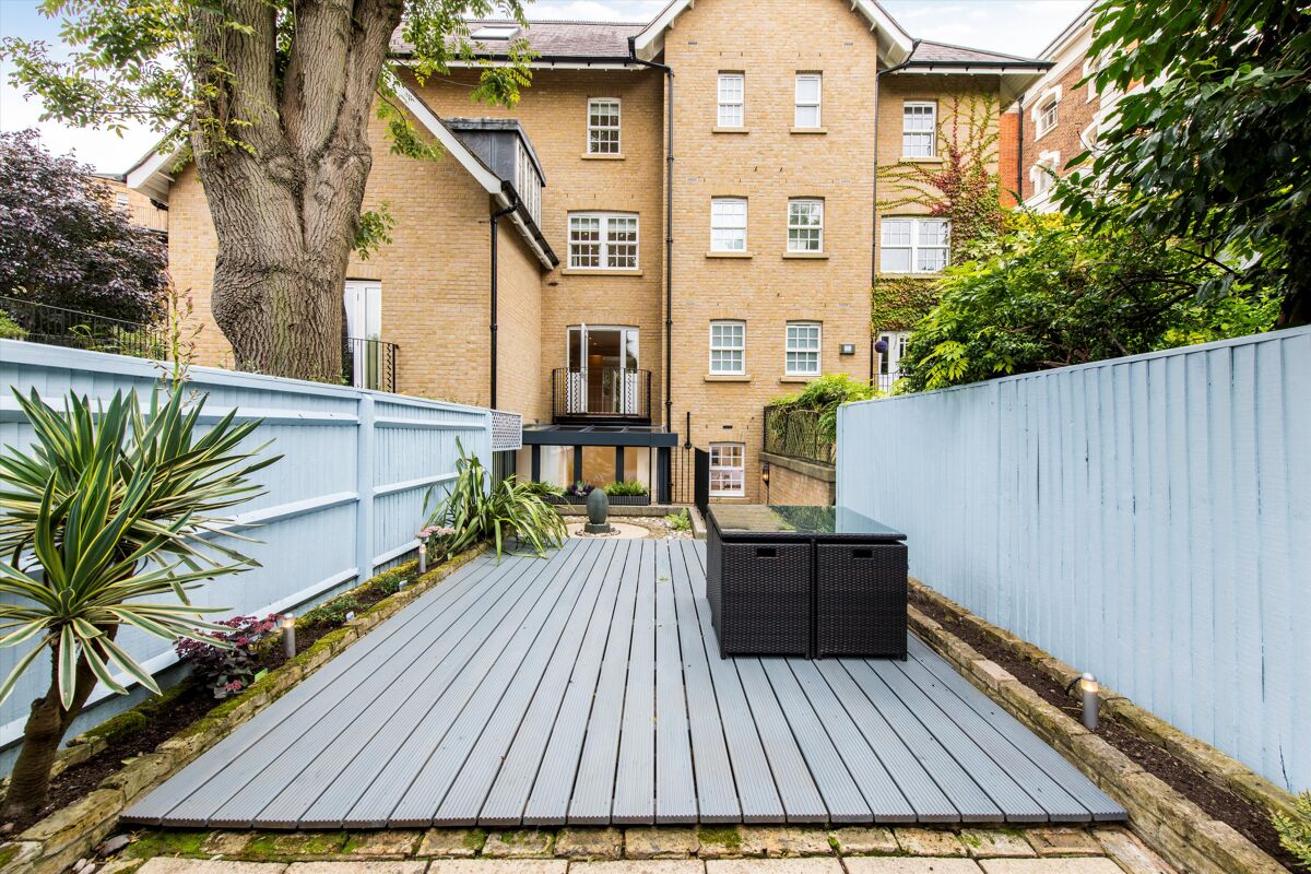 flat to rent in Upper Hampstead Walk, London, NW3 HAQ012210410