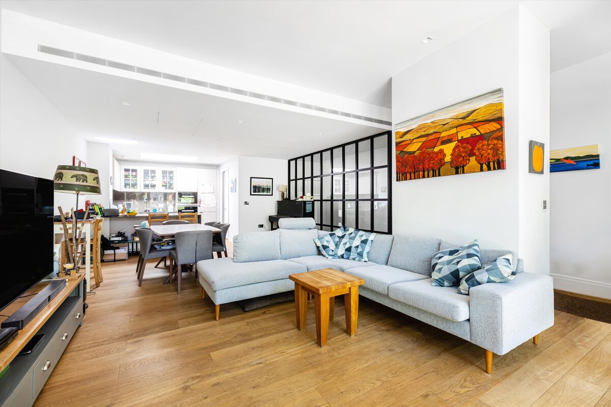 house to rent in Kidderpore Avenue, Hampstead, NW3 HAQ012254585