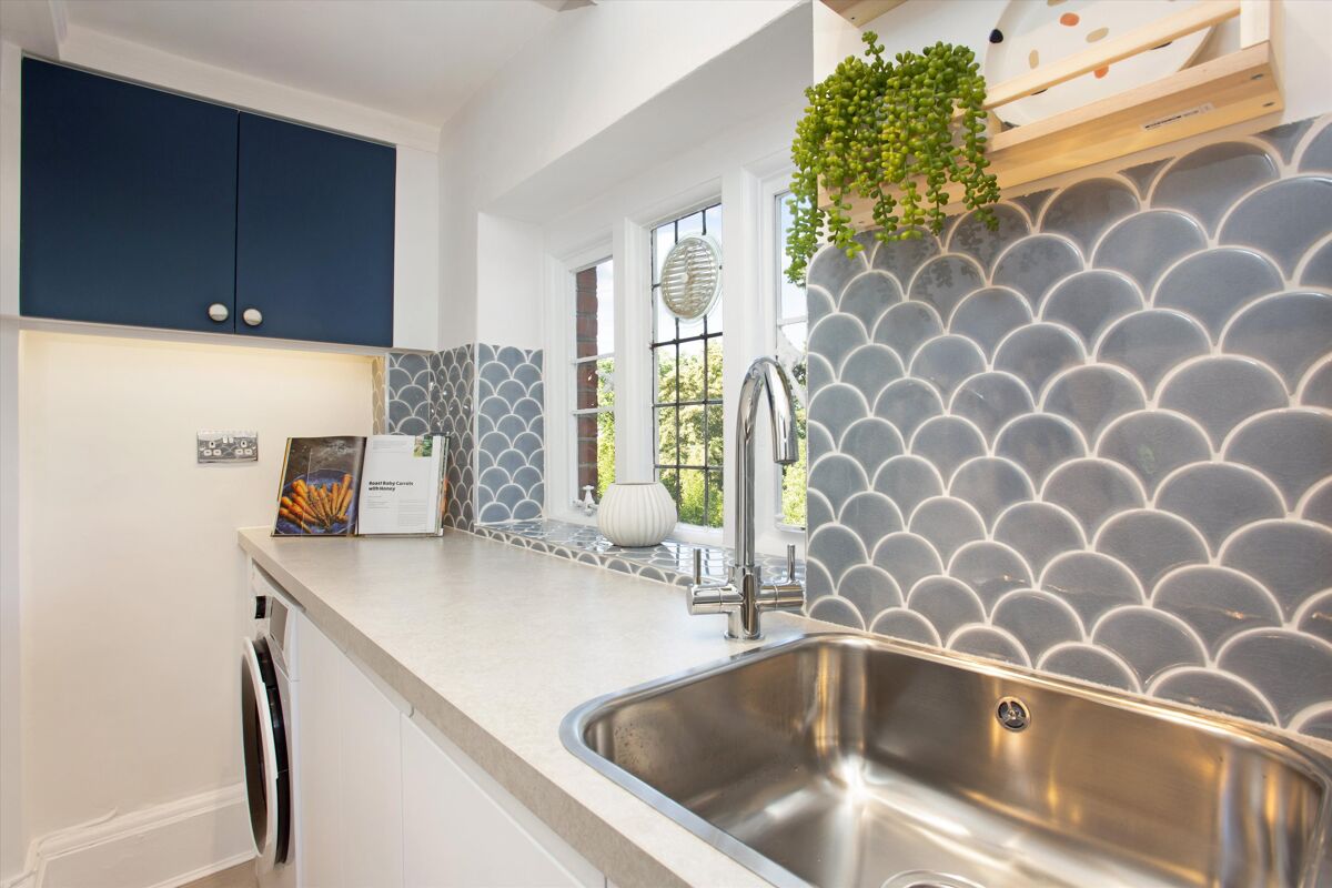 Flat to rent in Langland Gardens, Hampstead, NW3 HAQ012260763