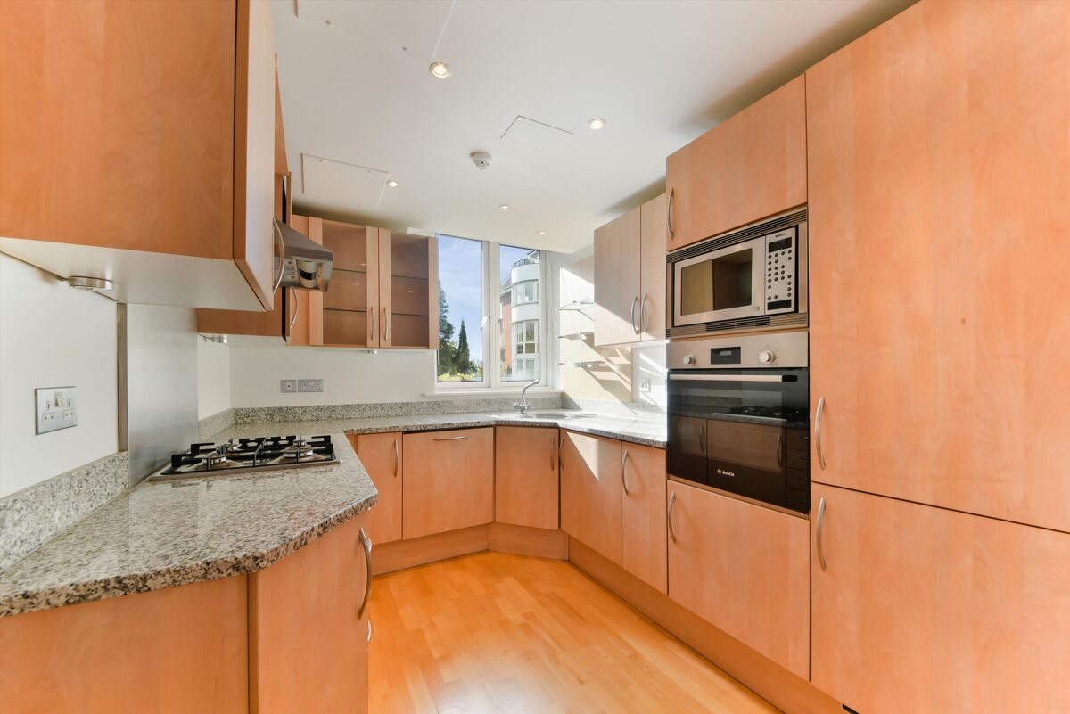 flat to rent in Westfield, Kidderpore Avenue, London, NW3