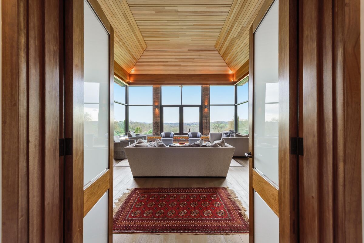 house to rent in Wykeham Rise, London, N20 HAQ012272593 Knight Frank