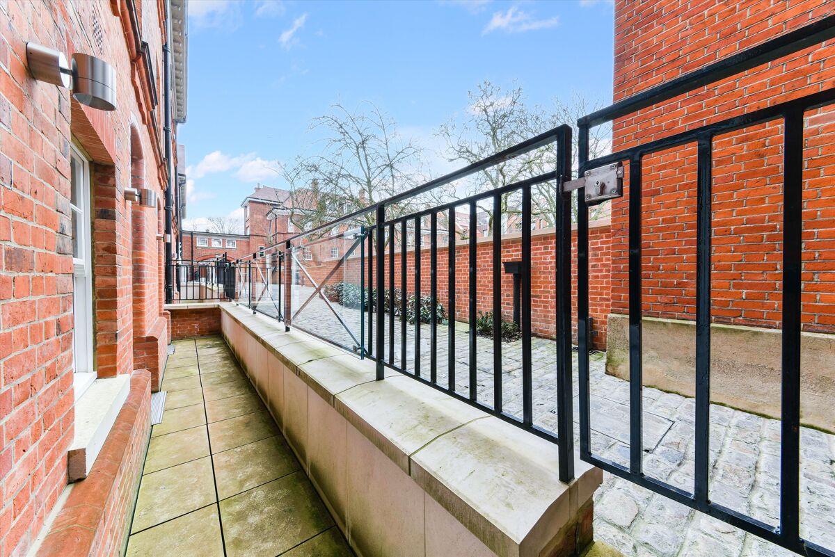 flat to rent in Hampstead Manor, Kidderpore Avenue, NW3 HAQ012309482