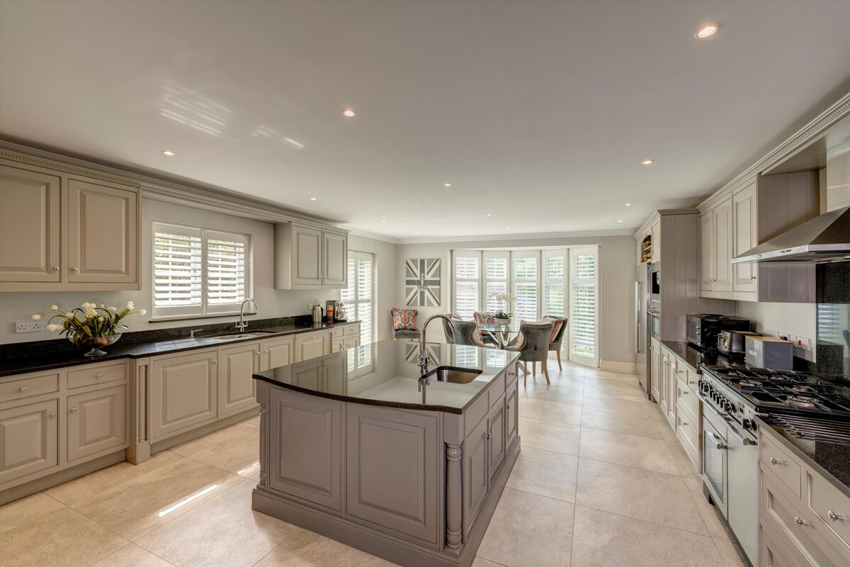 house to rent in Burgess Wood Road, Beaconsfield, Buckinghamshire, HP9