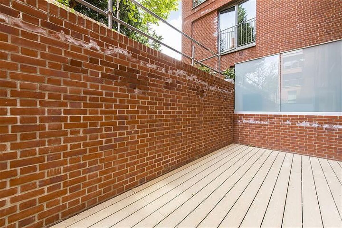 flat to rent in Hampstead Manor, Kidderpore Avenue, Hampstead, London