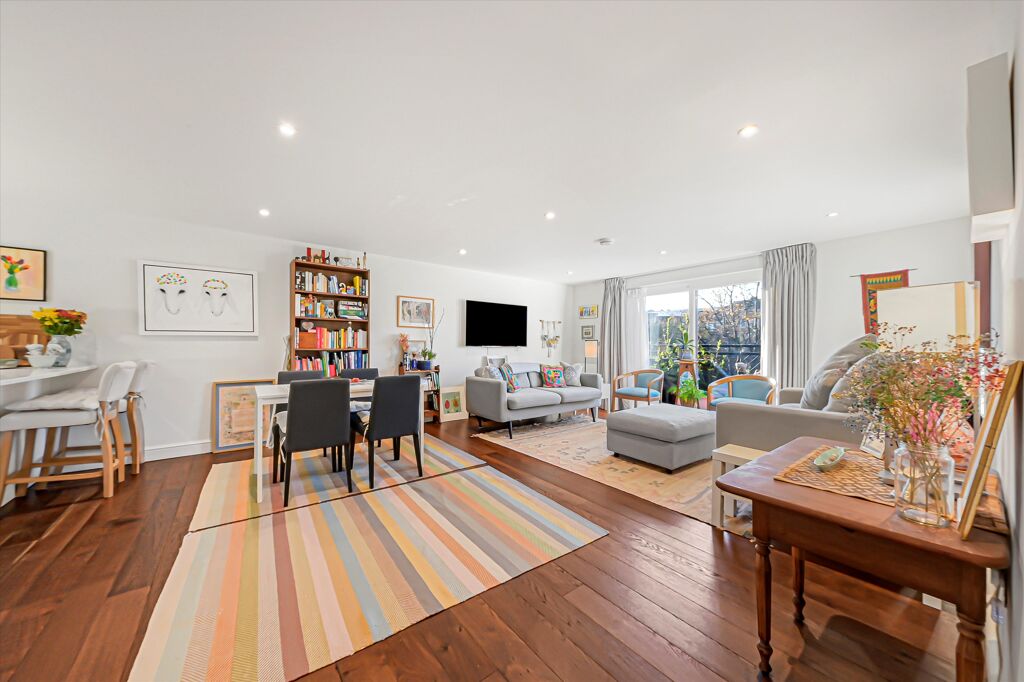 Image of Beechcroft Avenue, London, NW11