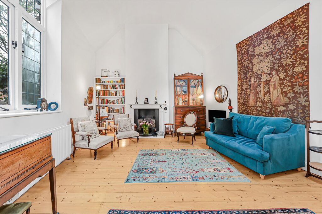 Image of Perrins Walk, London, NW3