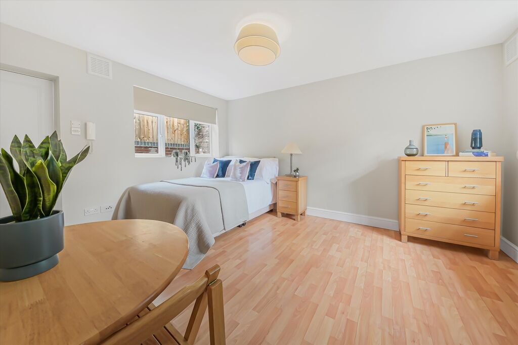 Image of Langland Gardens, Hampstead, London, NW3