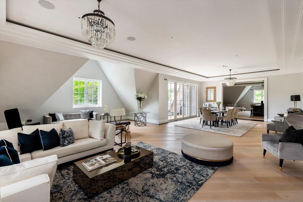 Image of The Bishops Avenue, Hampstead Garden Suburb, London, N2