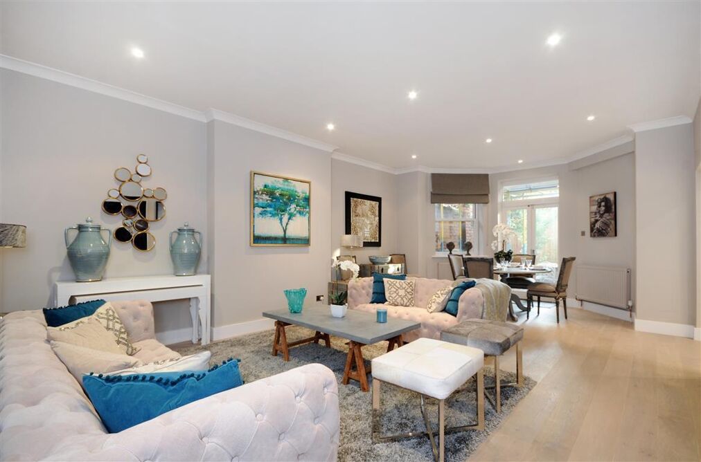 Image of Fitzjohns Avenue, Hampstead NW3