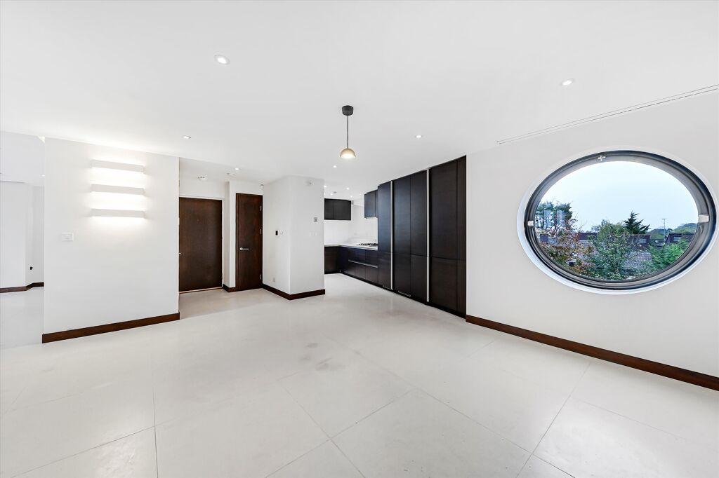 Image of Firecrest Drive, London, NW3