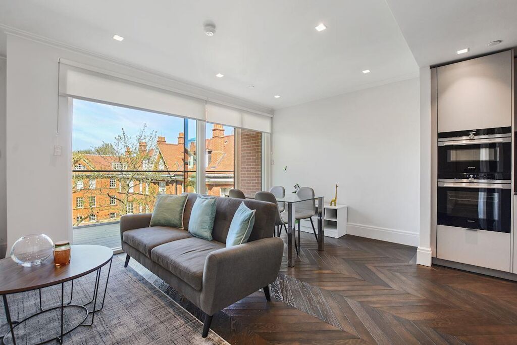 Image of Hampstead Manor, Kidderpore Avenue, Hampstead, NW3
