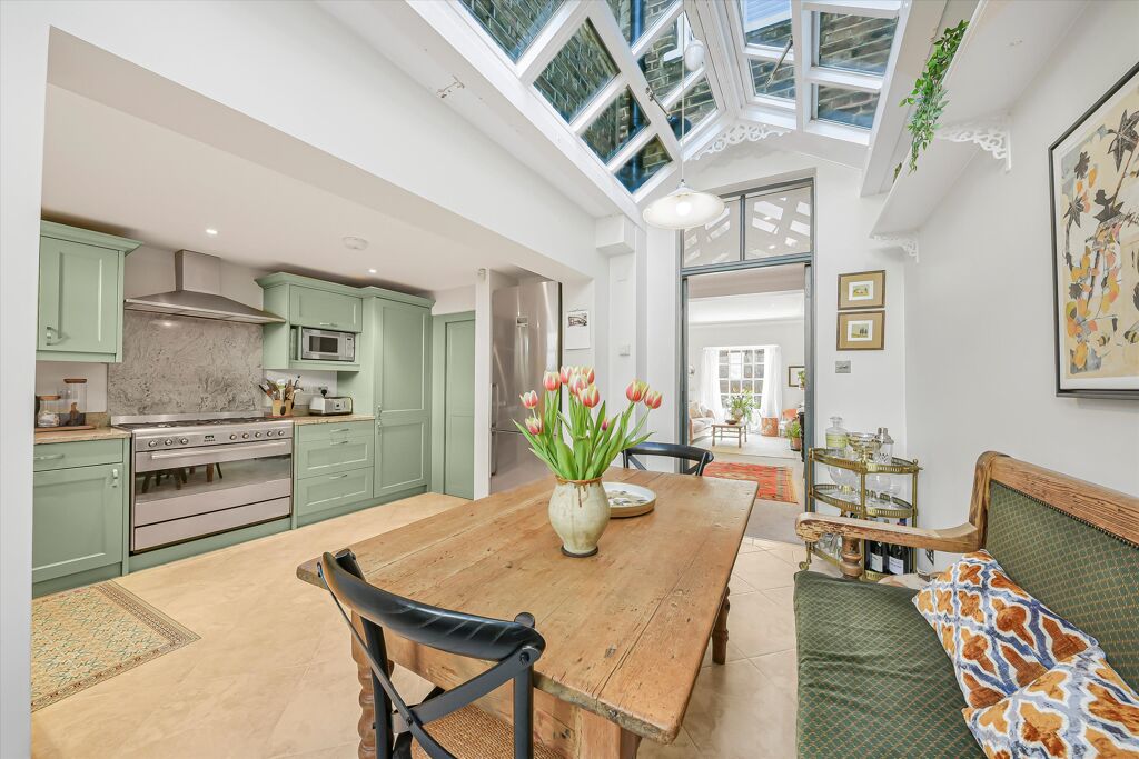 Image of Flask Walk, Hampstead NW3