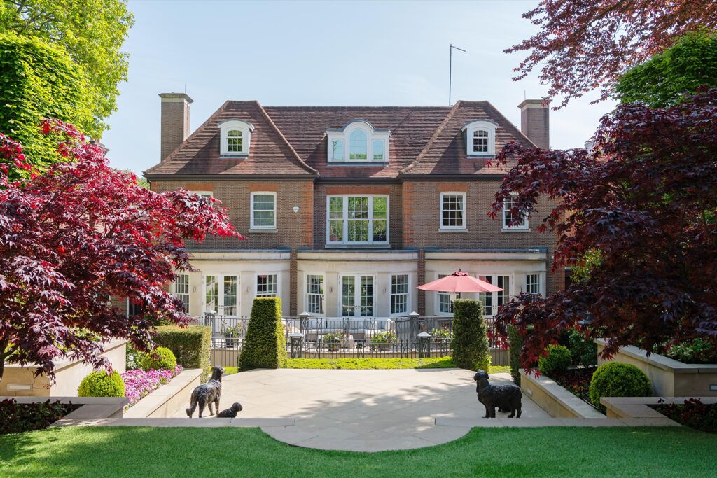 Image of Courtenay Avenue, London, N6