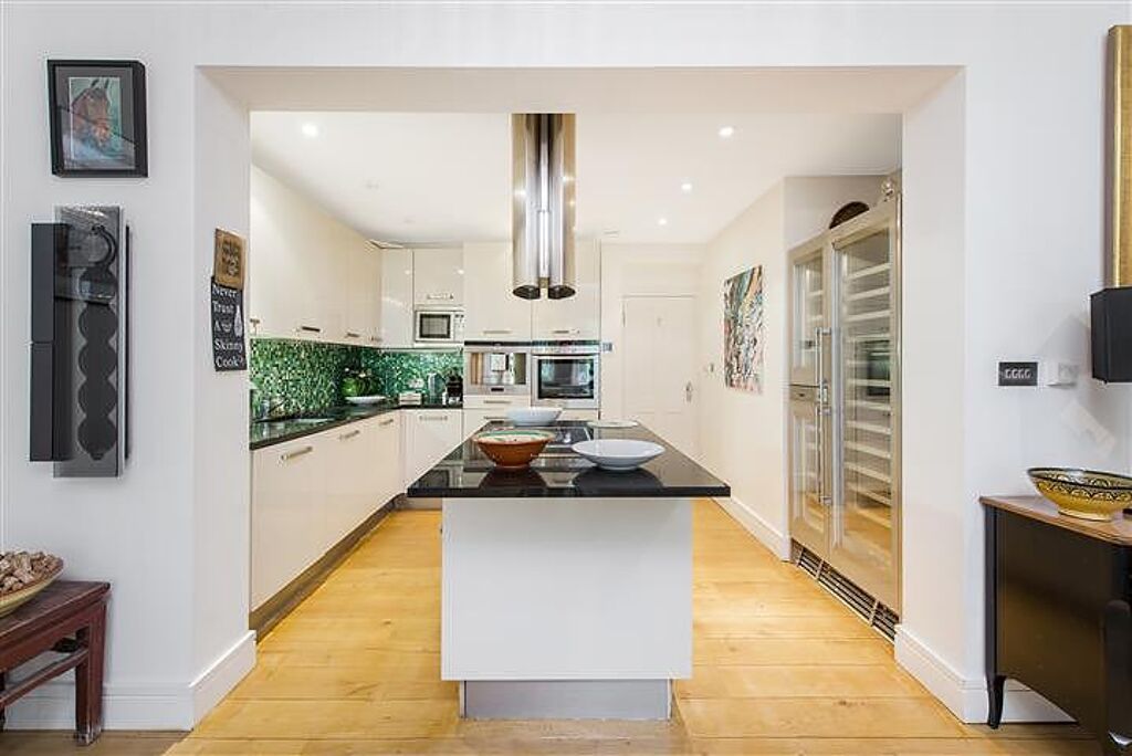 Image of East Heath Road, London, NW3