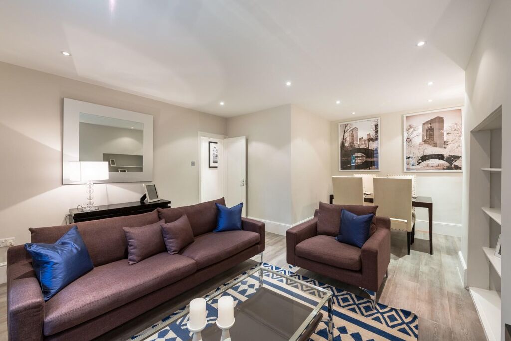 Image of Netherhall Gardens, Hampstead  NW3