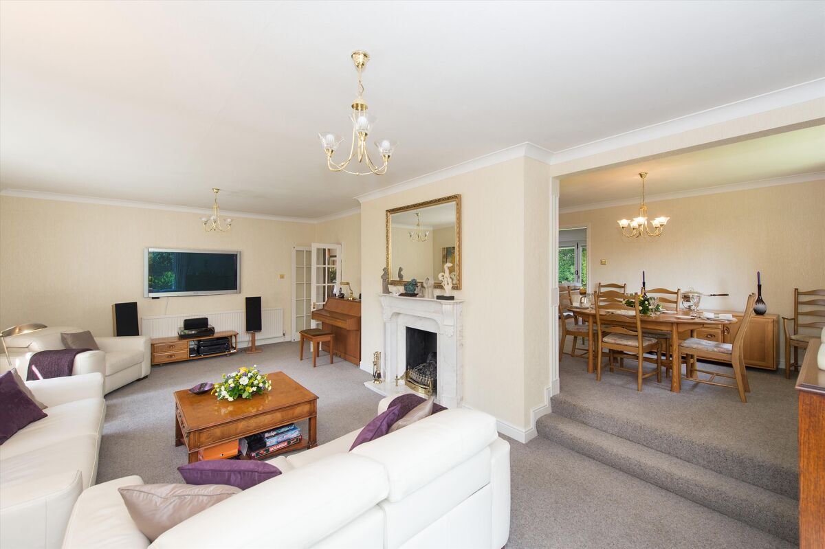 house for sale in Leadhall Grove, Harrogate, North Yorkshire, HG2