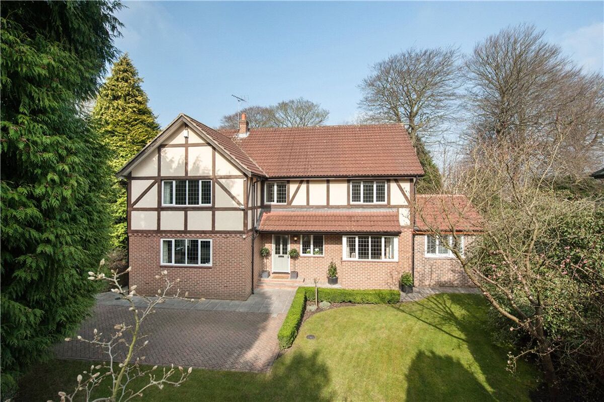 house for sale in Parklands, Hookstone Road, Harrogate, North Yorkshire