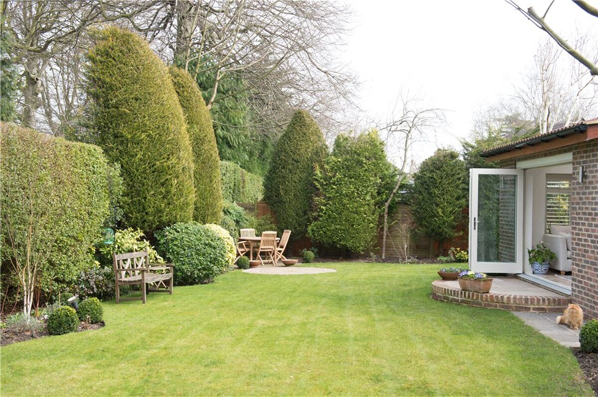 house for sale in Parklands, Hookstone Road, Harrogate, North Yorkshire