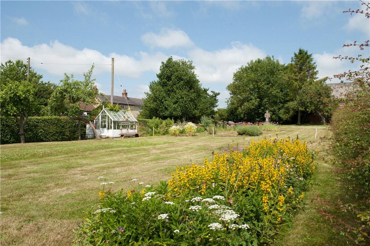 house for sale in Hunsingore, Wetherby, North Yorkshire, LS22