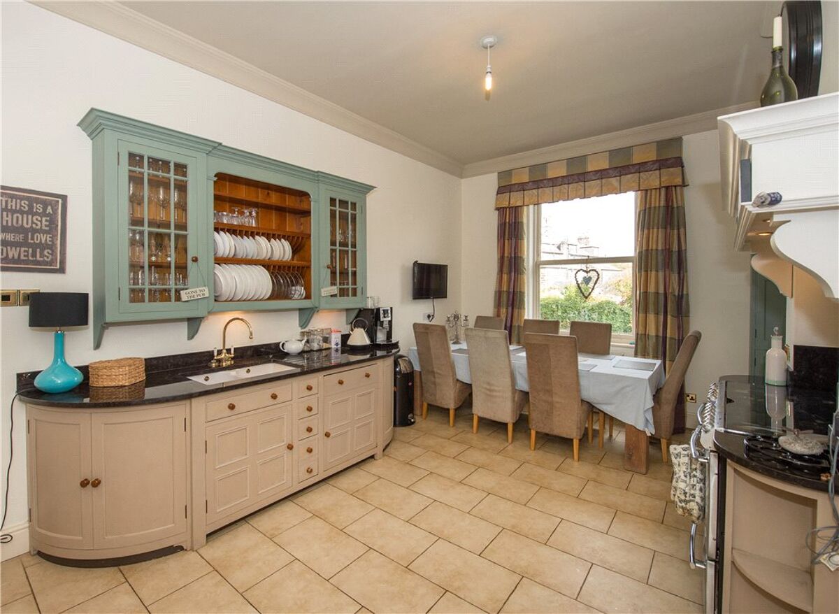 house for sale in Stoneleigh, Queens Road, Harrogate, North Yorkshire