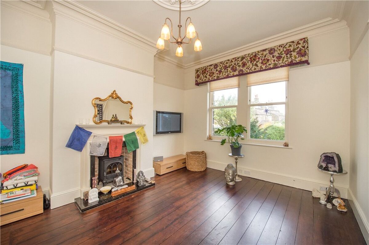 house for sale in Stoneleigh, Queens Road, Harrogate, North Yorkshire