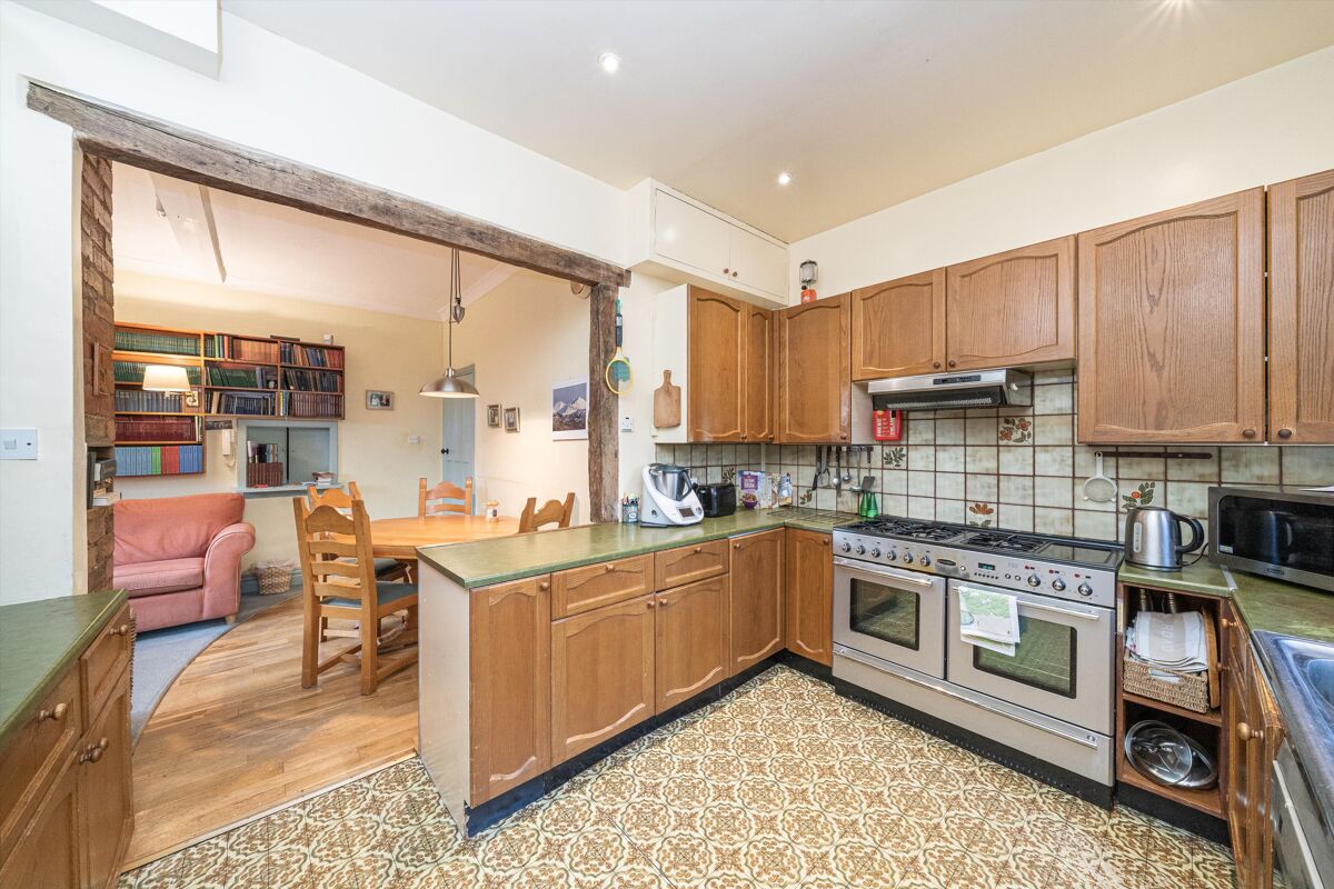 house for sale in Wetherby Road, Harrogate, North Yorkshire, HG2