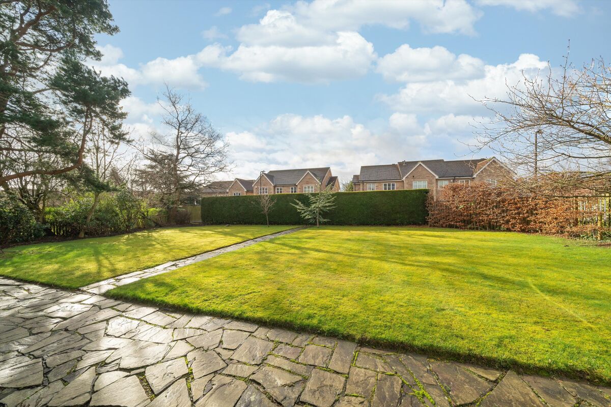 house for sale in Wetherby Road, Harrogate, North Yorkshire, HG2