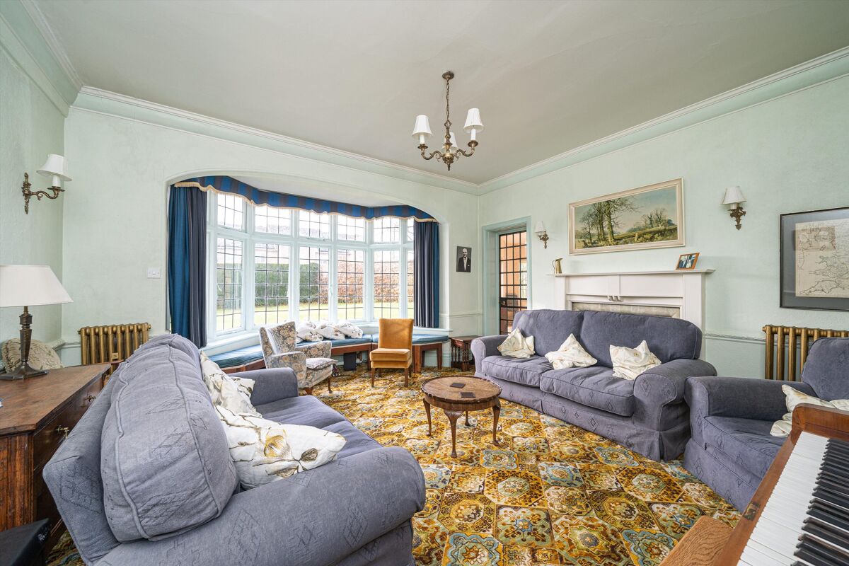 house for sale in Wetherby Road, Harrogate, North Yorkshire, HG2