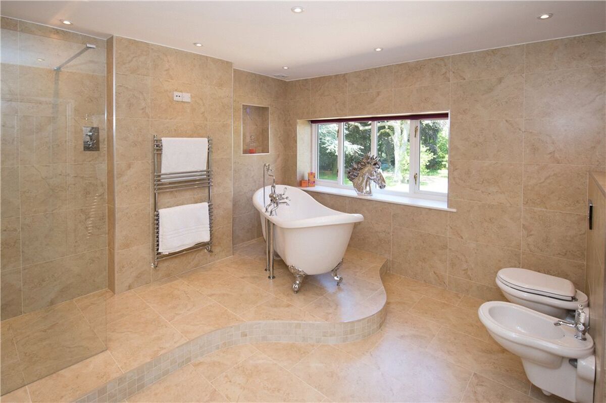 house for sale in Kirklington, Bedale, North Yorkshire, DL8 HAR160062