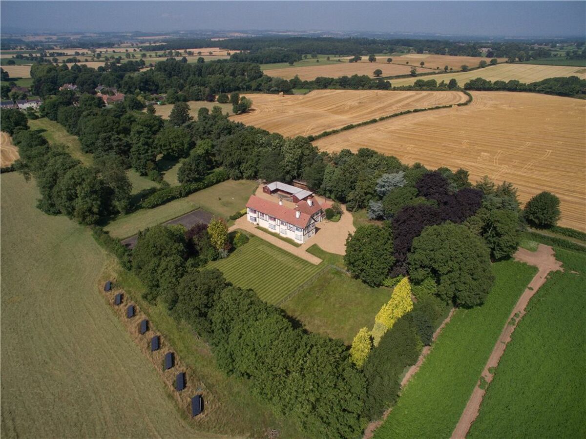 house for sale in Kirklington, Bedale, North Yorkshire, DL8 HAR160062