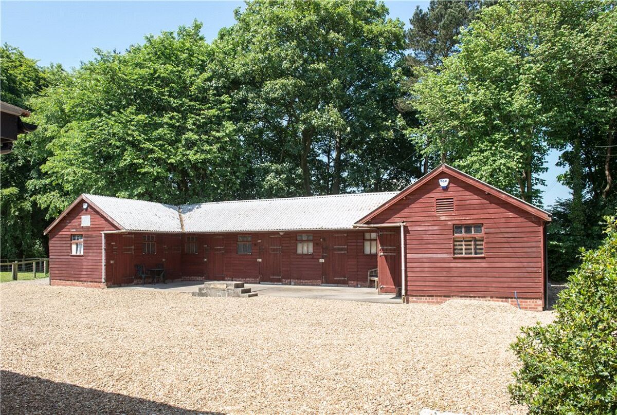 house for sale in Kirklington, Bedale, North Yorkshire, DL8 HAR160062