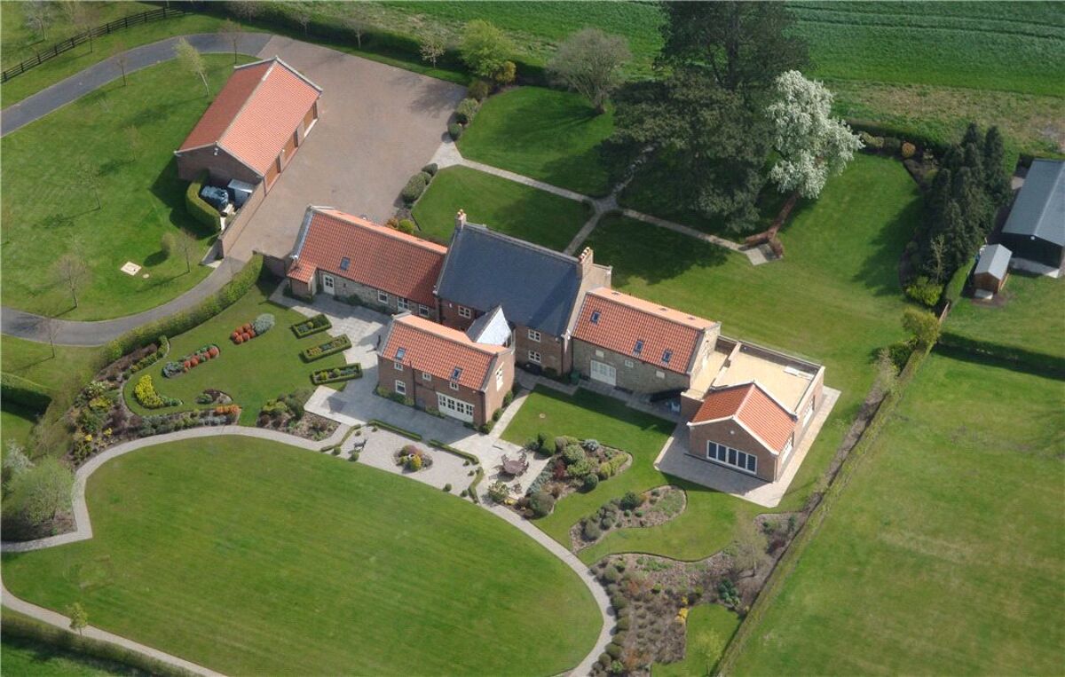house for sale in Kirby Sigston, Northallerton, North Yorkshire, DL6