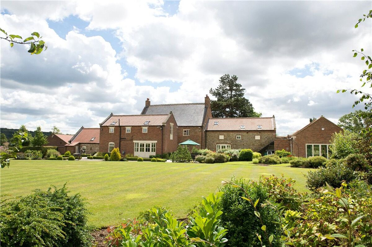 house for sale in Kirby Sigston, Northallerton, North Yorkshire, DL6