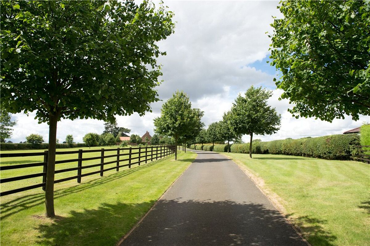 house for sale in Kirby Sigston, Northallerton, North Yorkshire, DL6