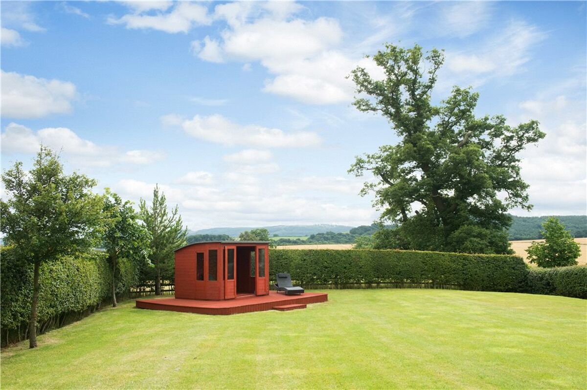 house for sale in Kirby Sigston, Northallerton, North Yorkshire, DL6