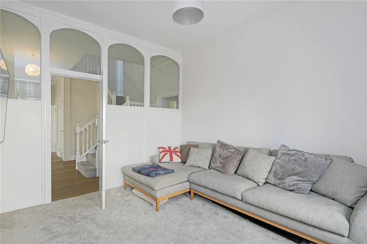 house for sale in Warwick Crescent, Harrogate, North Yorkshire, HG2