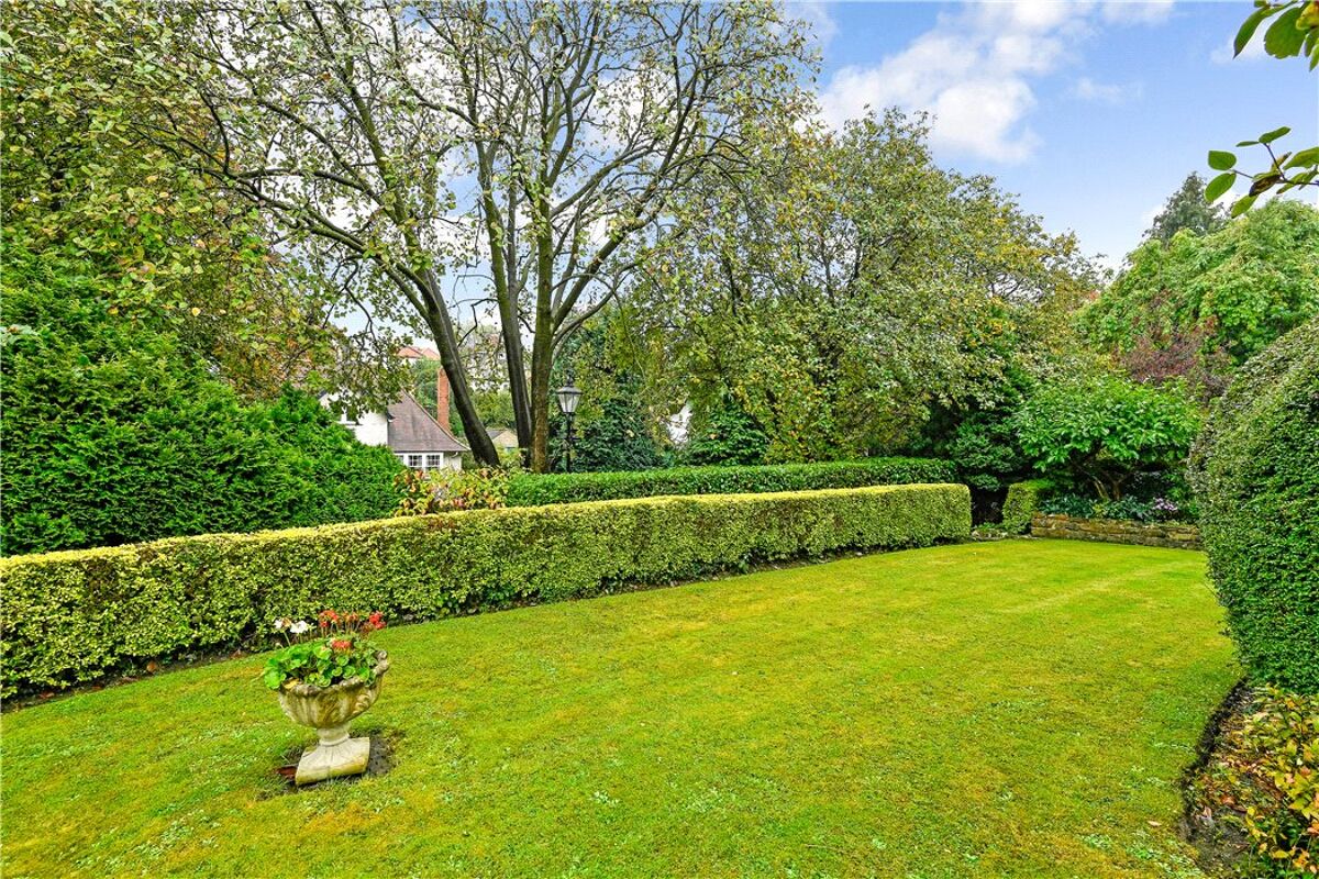 house for sale in Brunswick Drive, Harrogate, North Yorkshire, HG1