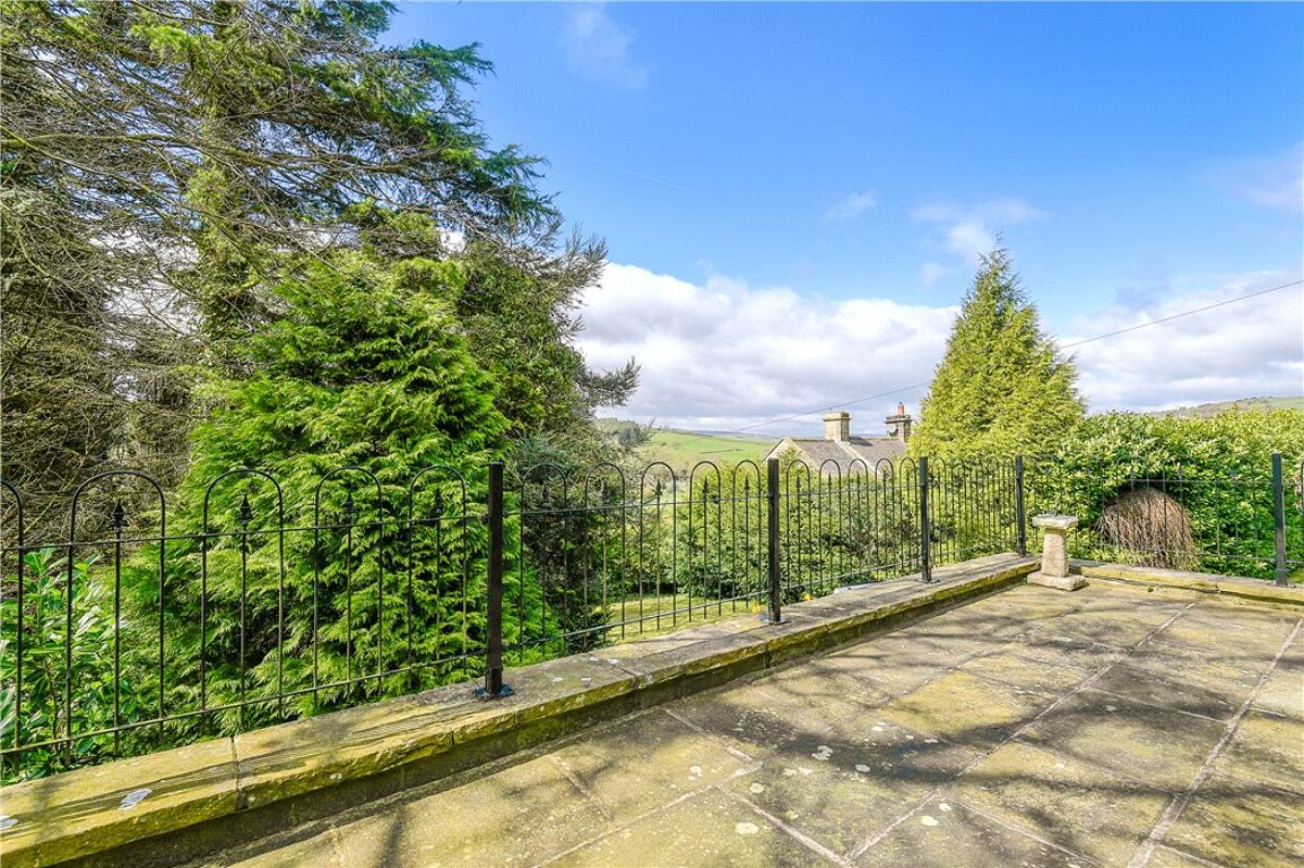 house for sale in Low Laithe, Harrogate, North Yorkshire, HG3